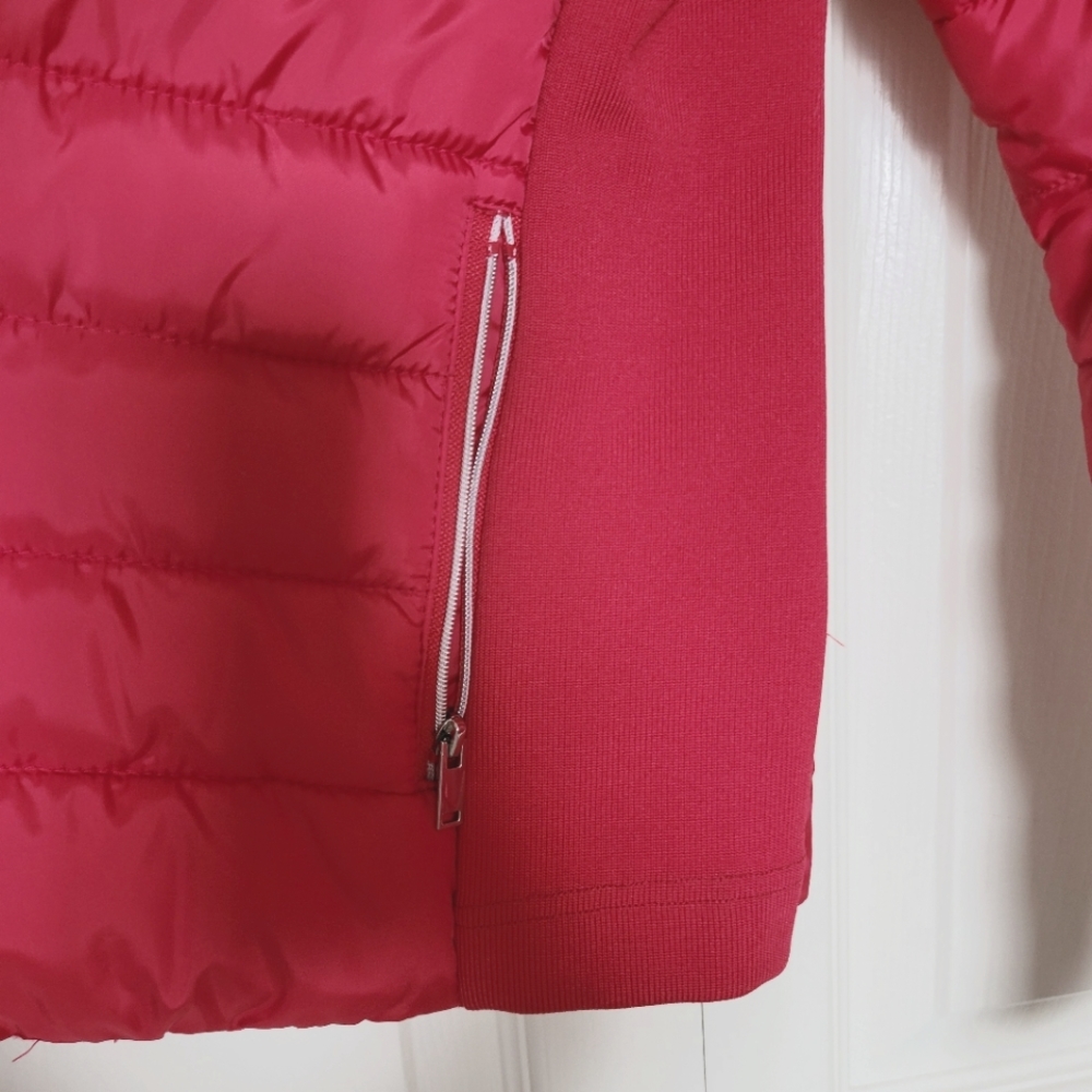 Red puffer jacket - Picture 8 of 8